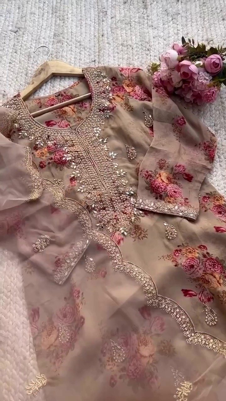 brown colour Premium Kundan Organza Embroidered Suit Set for women - Image 3