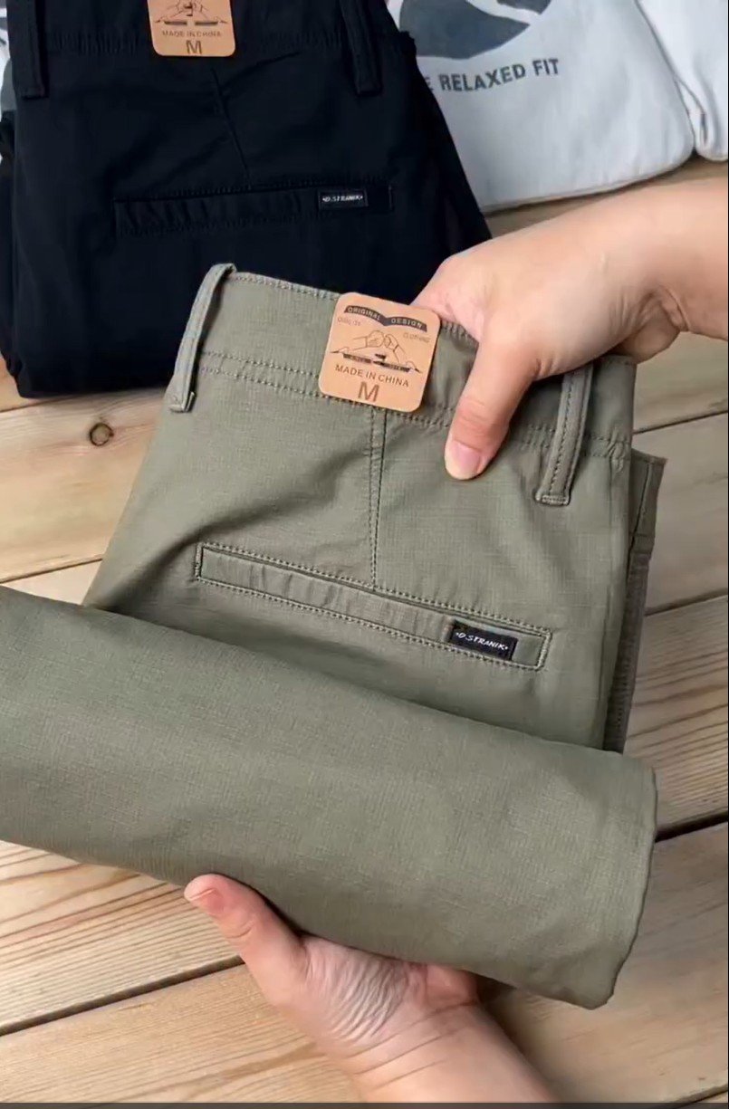 Men’s Beige Slim-Fit Cotton Chino Pants