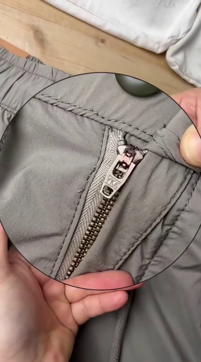 Men Relaxed Fit Jogger Pants with Insert Pockets - Image 4